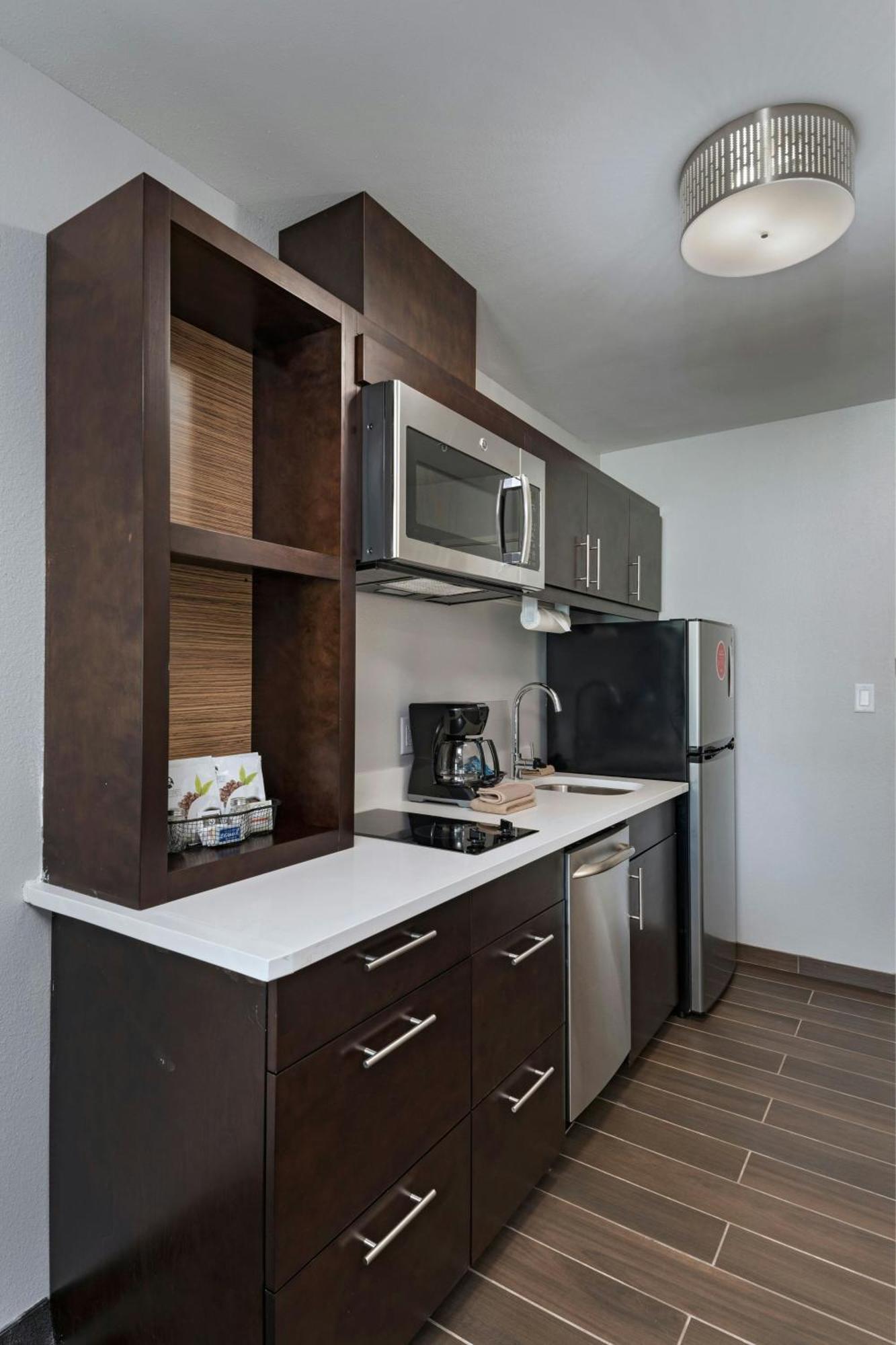 Towneplace Suites By Marriott Baton Rouge Port Allen Bagian luar foto
